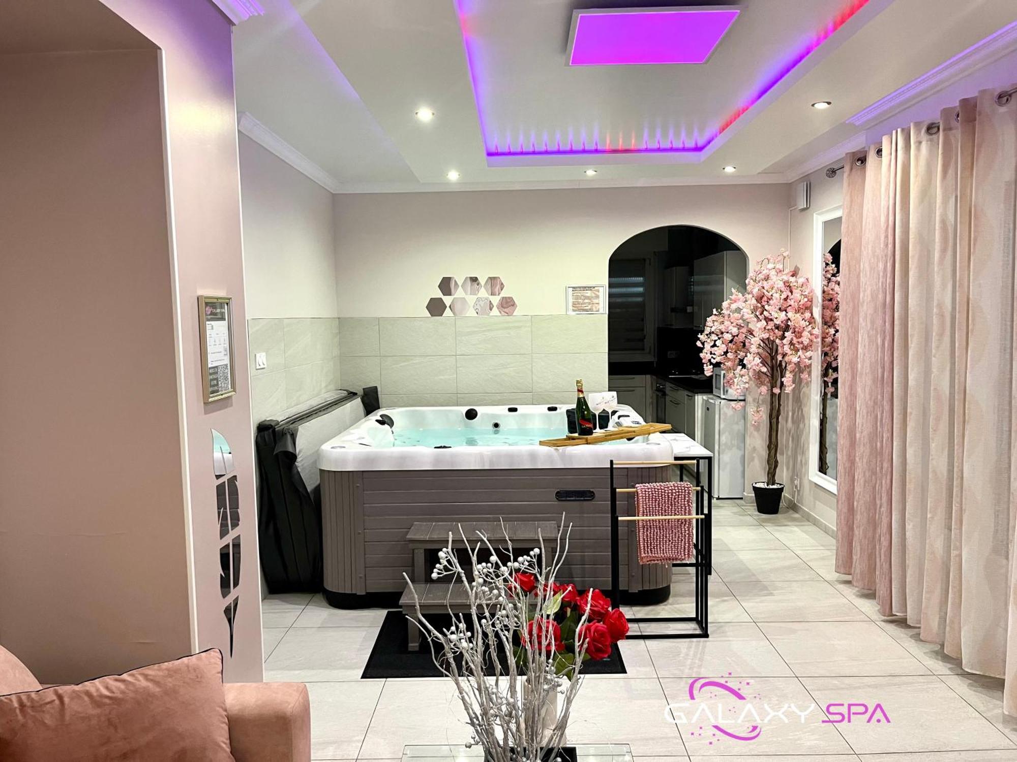 Galaxy Spa - Suite Venus Jacuzzi Et Sauna Privatif Champigneulles Exterior photo