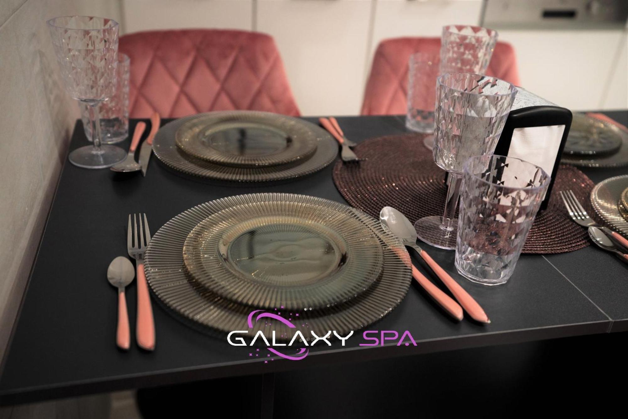 Galaxy Spa - Suite Venus Jacuzzi Et Sauna Privatif Champigneulles Exterior photo