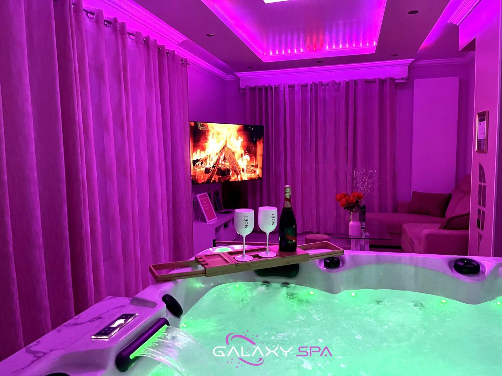 Galaxy Spa - Suite Venus Jacuzzi Et Sauna Privatif Champigneulles Exterior photo